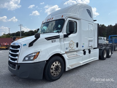 2020 Freightliner Cascadia 126 6x4 T/A Sleeper Truck Tractor (Inoperable)