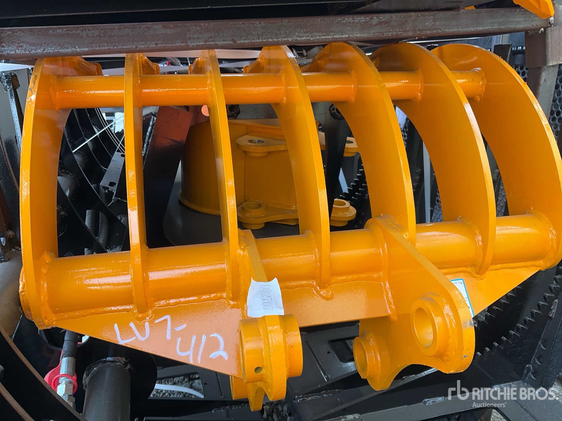 2025 GIYI Excavator Rake - Fits Cat 305 (Unused)