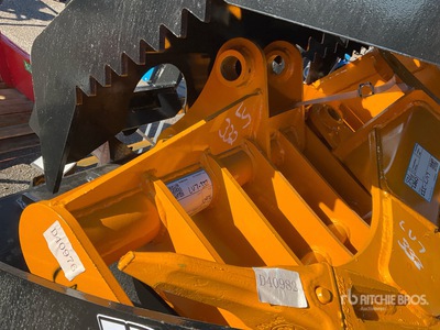 2025 GIYI Excavator Rake - Fits Cat 305 (Unused)