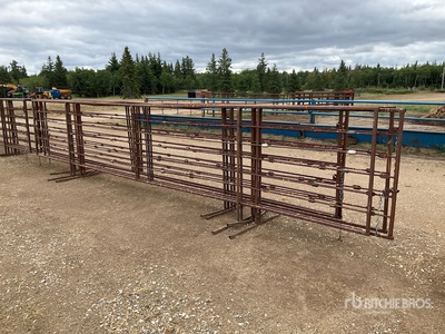 Quantity of (5) 1.25 in x 24 ft Freestanding Livestock Panel