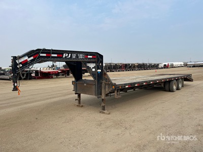 2013 PJ Trailers 32 ft T/A Gooseneck Geräteanhänger