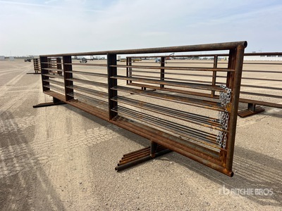 Quantity of (5) 24 ft Livestock Panel