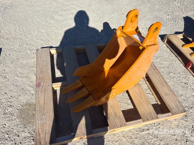 2025 GIYI GY-BK 12 in Digging Excavator Bucket - Fits Cat 305 (Unused)