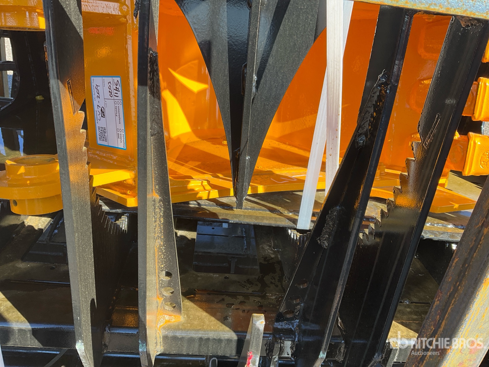 2025 GIYI GY-BK Excavator Bucket - Fits Cat 305 (Unused)
