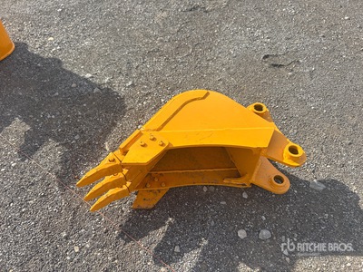 2025 GIYI GY-BK 12 in Digging Excavator Bucket - Fits Cat 305 (Unused)