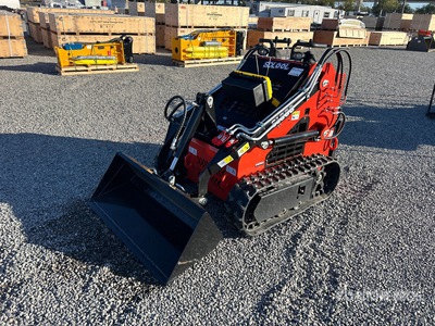 2025 SDLOOL SL380R Mini Compact Track Loader (Unused)