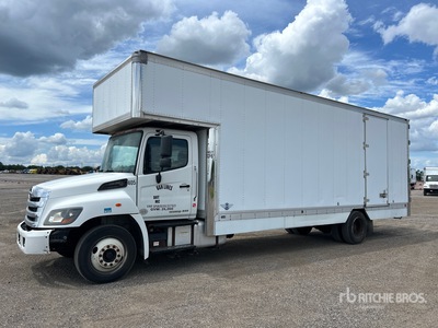 2020 Hino 165 4x2 Moving Van Truck