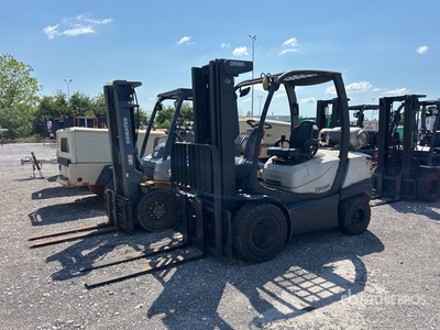 2014 Crown C-5 5250 lb Pneumatic Tire Carrelli Elevatori