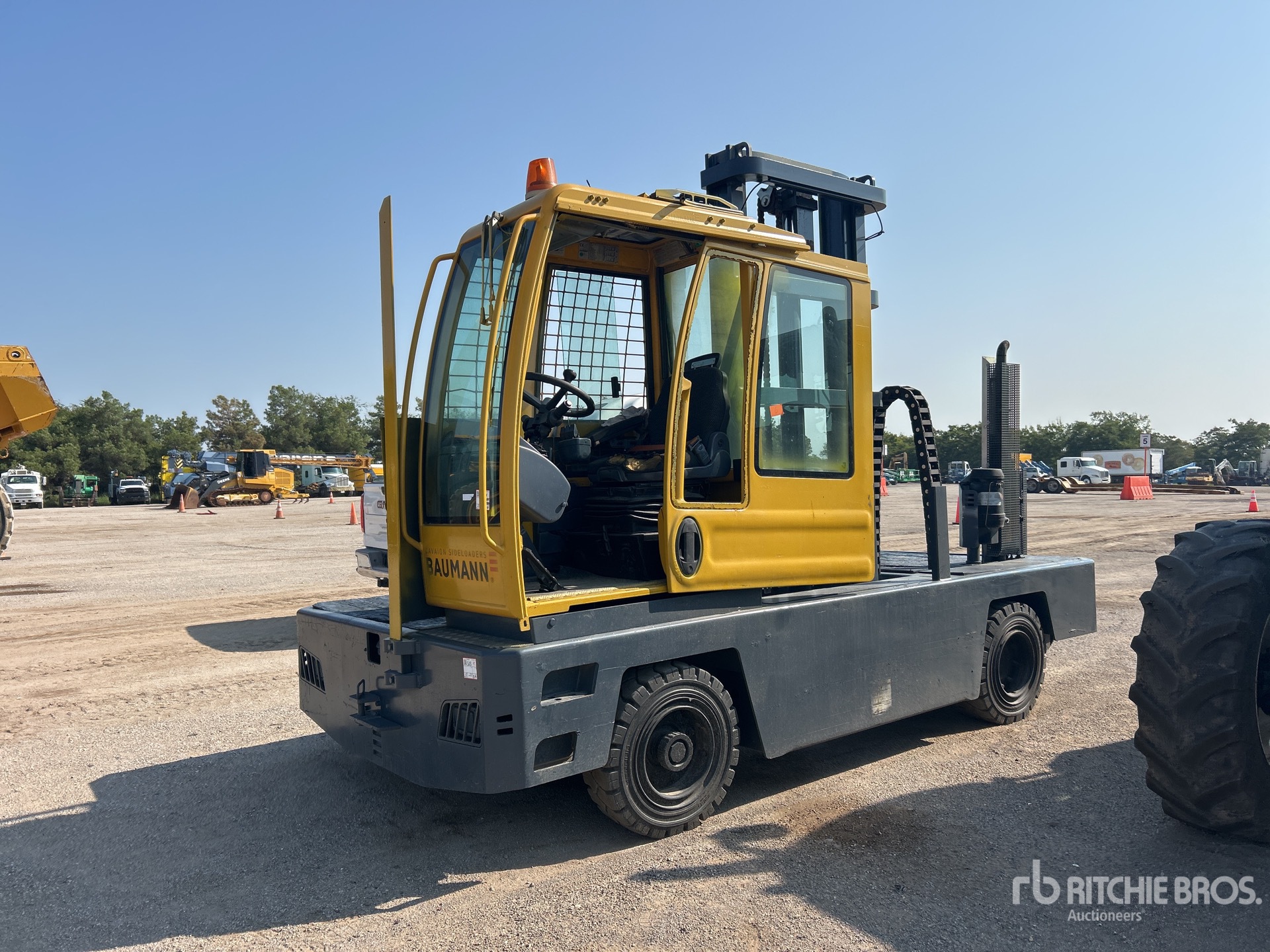 2014 Baumann BM Pneumatic Tire Heftruck