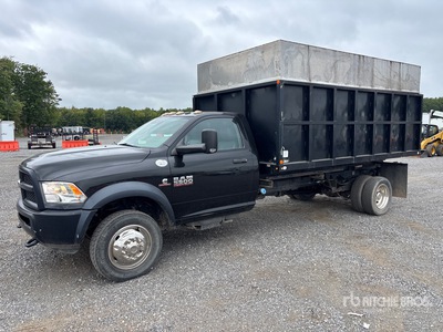 2015 Ram 5500 4x4 Camión volquete