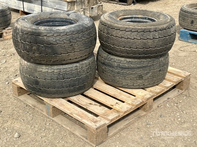 Quantity of (4) 25x10.50-12 Équipements pour pneus - Fits Club Car