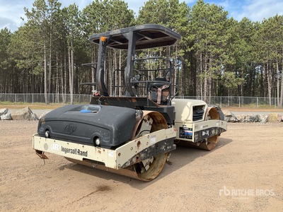 2006 Ingersoll Rand DD138HA Rullo vibrante tandem