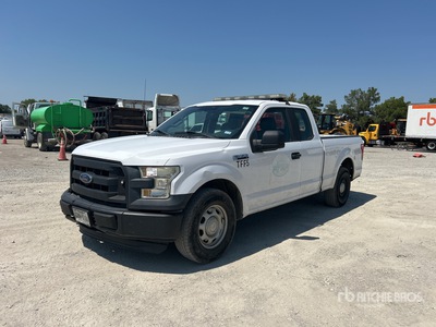 2015 Ford F-150 XL 4x2 Extended Cab Pickup