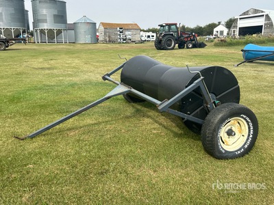 7 ft 6 in Poly Rouleau d'andainage