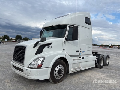 2019 Volvo VNL 6x4 تراكتور شاحنة كابينة النوم (ثنائية المحور)