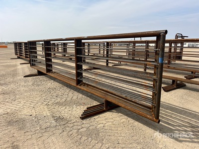 Quantity of (5) 24 ft Livestock Panel
