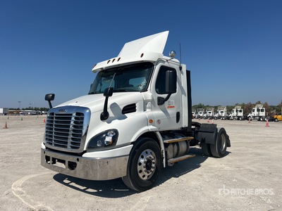 2017 Freightliner Cascadia 113 4x2 Cabeza Tractora Cabina Corta