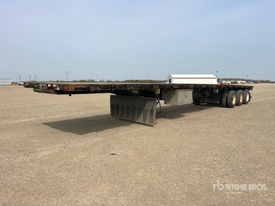 2015 Load King 53 ft Tri/A Flatbed Trailer