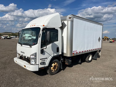 2016 Isuzu NPR 4x2 Camion fourgon