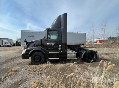 2015 Volvo VNL トラックトラクター（S/A） (Inoperable)