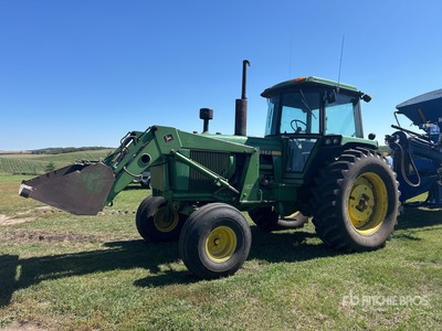1981 John Deere 4240 2WD Tractor