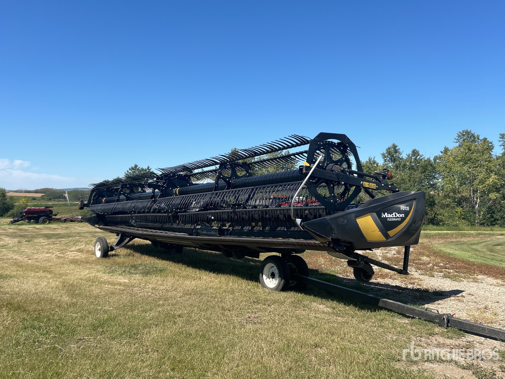 2021 MacDon FD135 35 ft Flex Draper Combine Header