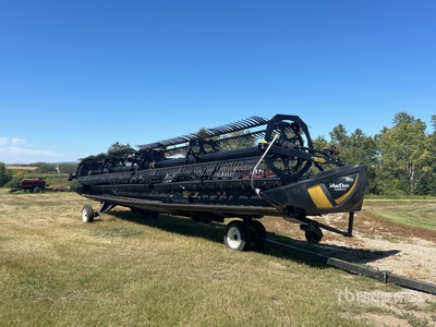 2021 MacDon FD135 35 ft Flex Draper Combine Header