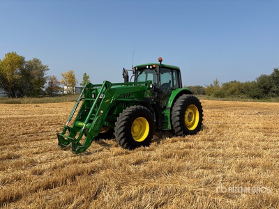 2013 John Deere 6140M トラクター