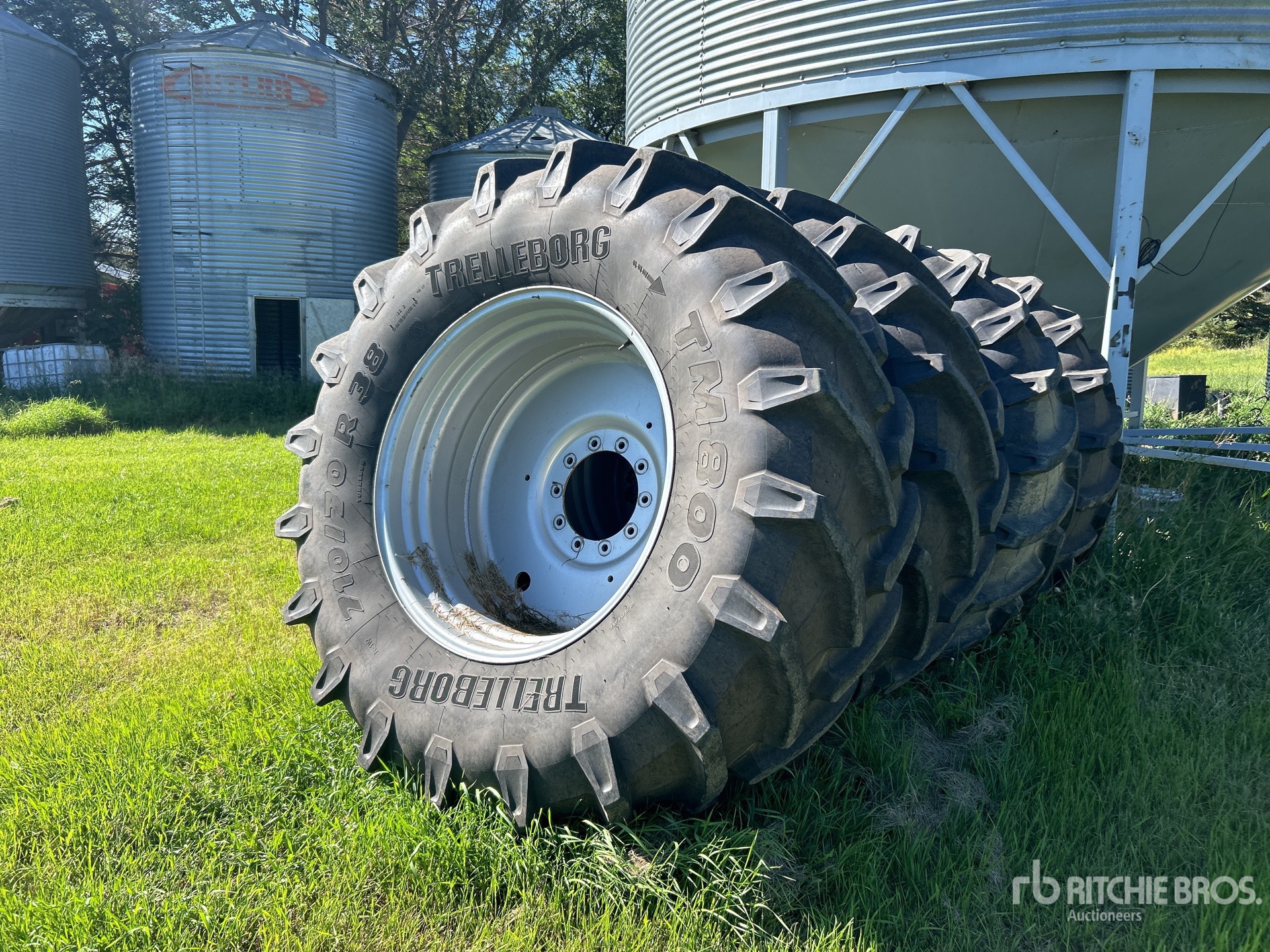 Quantity of (4) Trelleborg 710/70R38 Sprayer Opony