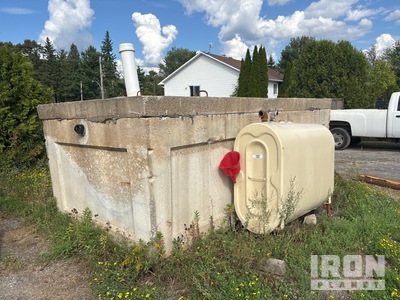 14 ft. x 7 ft. Abwassertank