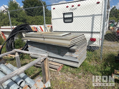 Quantity of Metal Doors Divers - Magasin, entrepôt, consommateur