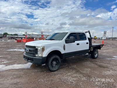 2019 Ford F-250 XL 4x4 Crew Cab Flatbed Truck