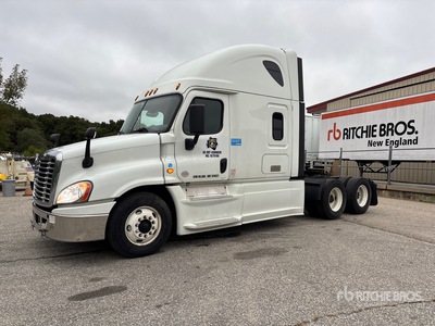 2018 Freightliner Cascadia 125 6x4 T/A Sleeper Truck Tractor