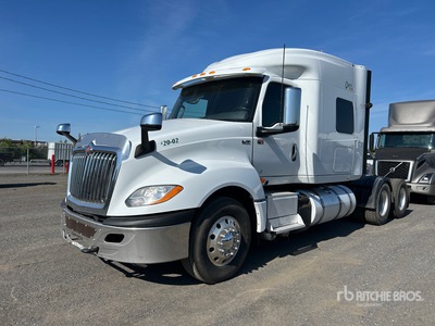 2020 International LT625 6x4 Sleeper Truck Tractor