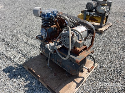 Quincy Electric 30 gal Air Compressor