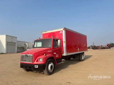 2001 Freightliner F770 4x2 Van Truck