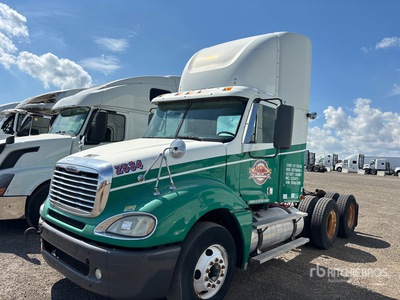 2009 Freightliner Columbia 120 6x4 3-Achs Sattelzugmaschine (Inoperable)