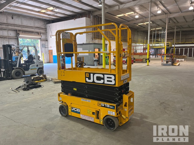 ELEVADOR TIJERA 2023 JCB S1932E