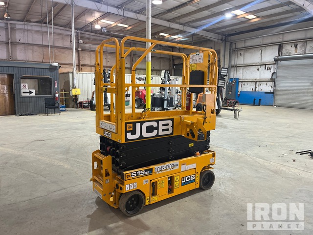 ELEVADOR TIJERA 2023 JCB S1932E