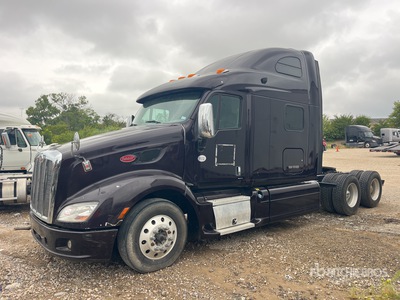 2015 Peterbilt 587 6x4 Sleeper Truck Tractor