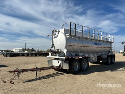 2014 Advance 32000 L Quad/A Pup Tanker Trailer
