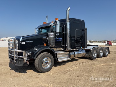 2020 Kenworth T800 8x6 Tri/A Sleeper Truck Tractor