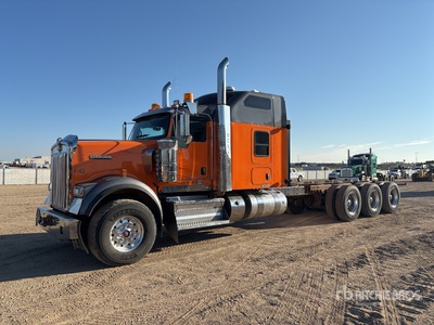 2014 Kenworth W900 Sleeper Cab and Chassis