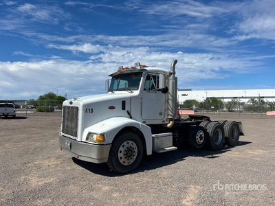 2004 Peterbilt 385 8x4 トラックトラクター（Tri/A）