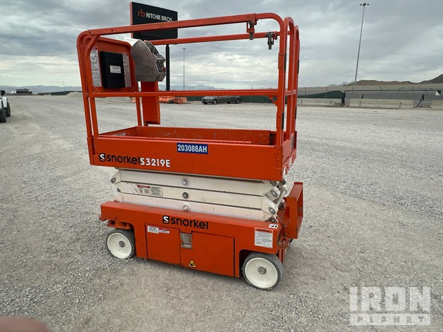 ELEVADOR TIJERA 2017 SNORKEL S3219E