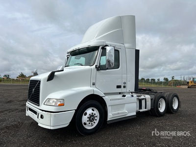 2017 Volvo VNM 6x4 Cabeza Tractora Cabina Corta