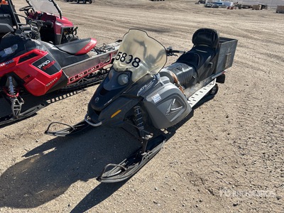 2007 Summit 800 Snowmobile (Inoperable)
