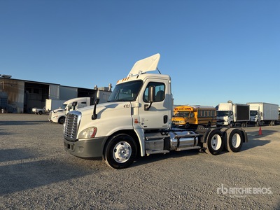 2012 Freightliner Cascadia 125 6x4 トラックトラクター（T/A）