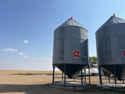 Behlen +/- 3200 bu 2 Ring Hopper Contenedor de grano