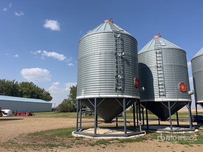 Behlen +/- 3200 bu 2 Ring Hopper Contenedor de grano